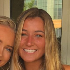 Meet your Posher, Bella